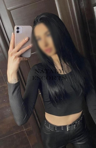 ומשגשגים חכם, הוא רוצה מאהב