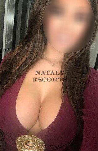 מסתורי, כנה ויפה מראה